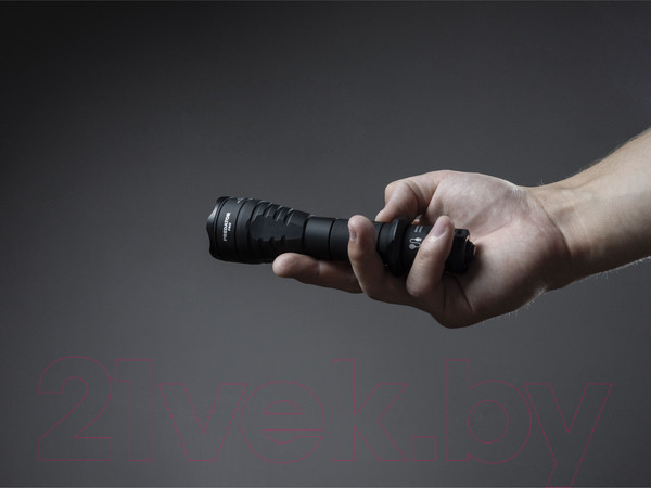 Изображение товара Фонарь Armytek Predator Pro Magnet USB XHP35.2 HI / F07301C
