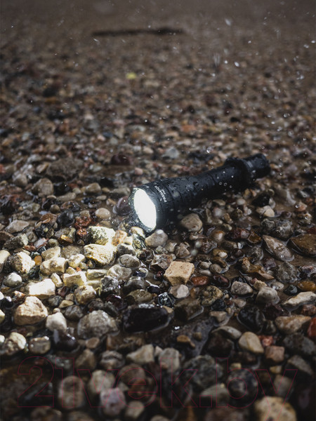 Изображение товара Фонарь Armytek Predator Pro Magnet USB XHP35.2 HI / F07301C