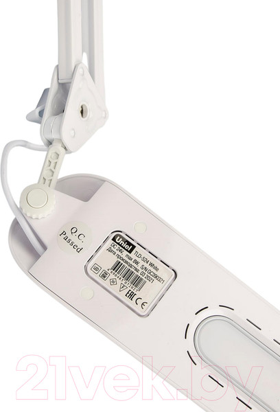 Изображение товара Настольная лампа Uniel TLD-524 White/8W/10610 (белый)