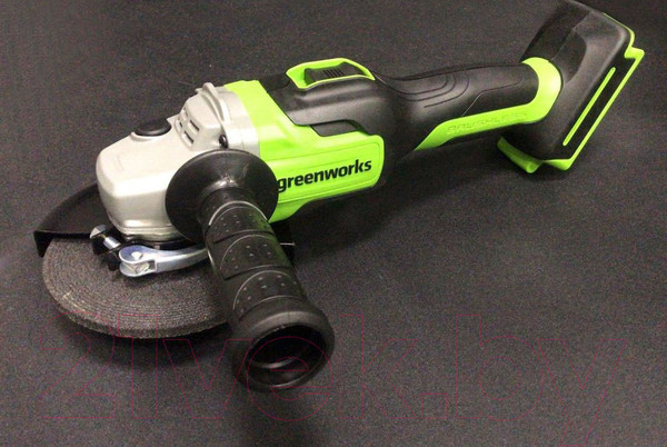 Изображение товара Угловая шлифовальная машина Greenworks GD24AG бесщеточная 24V / 3200207UA (c АКБ 2Ач и ЗУ)