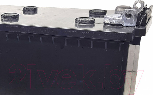 Изображение товара Автомобильный аккумулятор Zubr Professional болт R+ (220 А/ч)