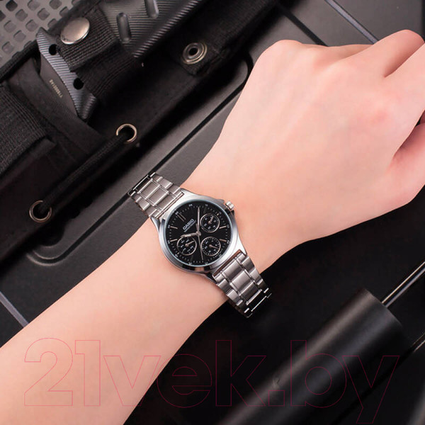 Изображение товара Часы наручные женские Casio LTP-V300D-1A