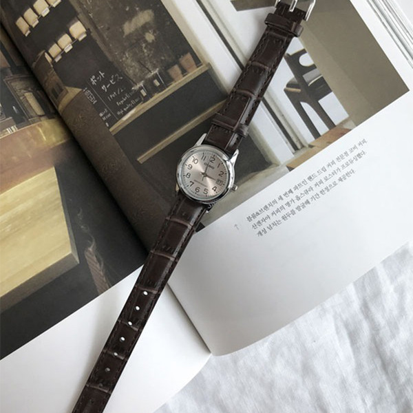 Изображение товара Часы наручные женские Casio LTP-V002L-7B2