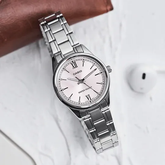 Изображение товара Часы наручные женские Casio LTP-V005D-4B2