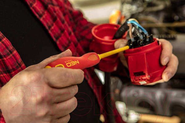 Изображение товара Отвертка NEO 04-053