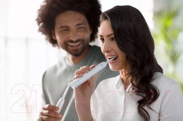 Изображение товара Электрическая зубная щетка Philips HX3671/13