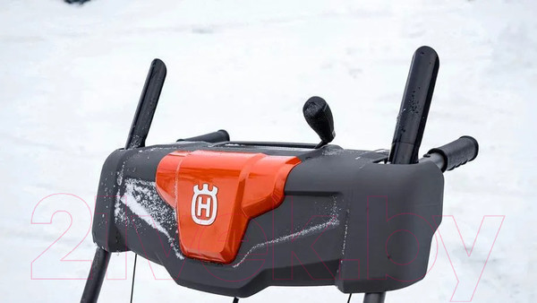 Изображение товара Снегоуборщик бензиновый Husqvarna ST 124 (970 44 93-02)