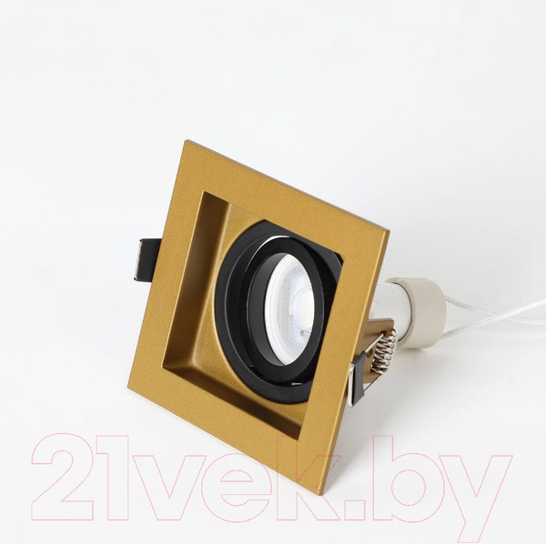 Изображение товара Точечный светильник FAVOURITE Retro 2791-1C