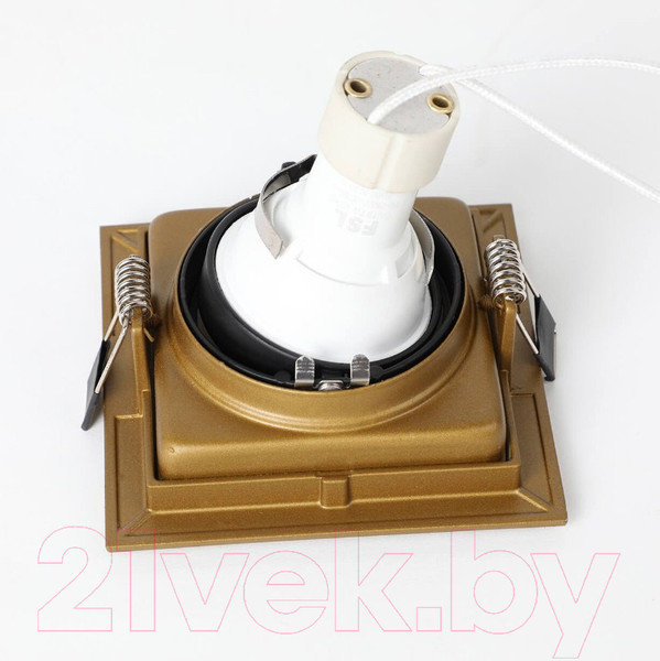 Изображение товара Точечный светильник FAVOURITE Retro 2791-1C