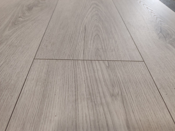 Изображение товара Ламинат Quick-Step Classic Дуб пепельный серый (CLH5786)