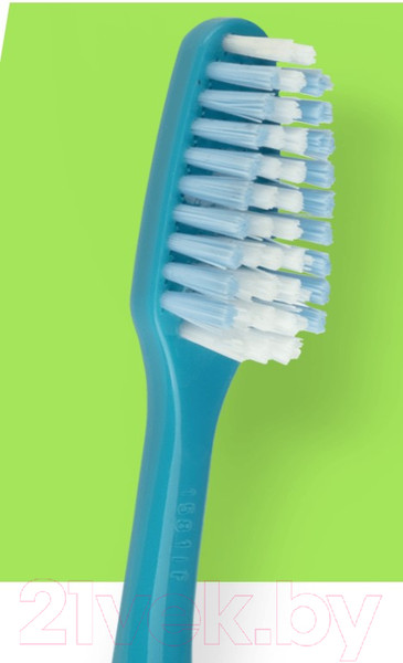 Изображение товара Зубная щетка REACH Control мягкая