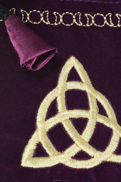 Изображение товара Мешочек для гадальных карт Lo Scarabeo Tarot Bag Mini Triple Goddess / BTM03