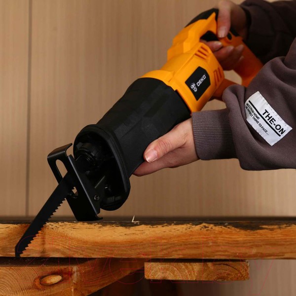 Изображение товара Сабельная пила Deko DKRS1000 / 063-4194