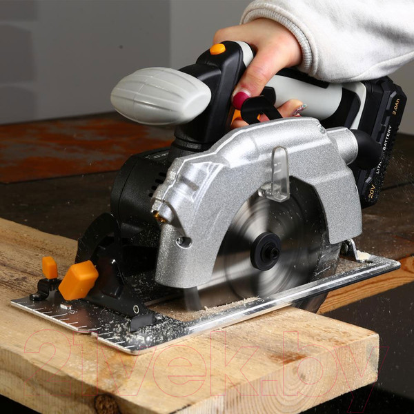 Изображение товара Дисковая пила Deko DKCS20 Laser / 063-4205