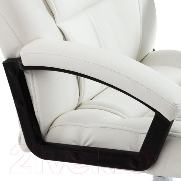 Изображение товара Кресло офисное Tetchair Bergamo кожзам (хром/белый 36-01)