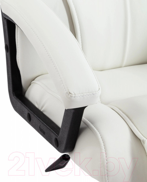 Изображение товара Кресло офисное Tetchair Bergamo кожзам (хром/белый 36-01)