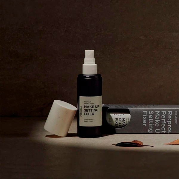 Изображение товара Спрей для фиксации макияжа Frudia Репруст Увлажняющий (120мл)