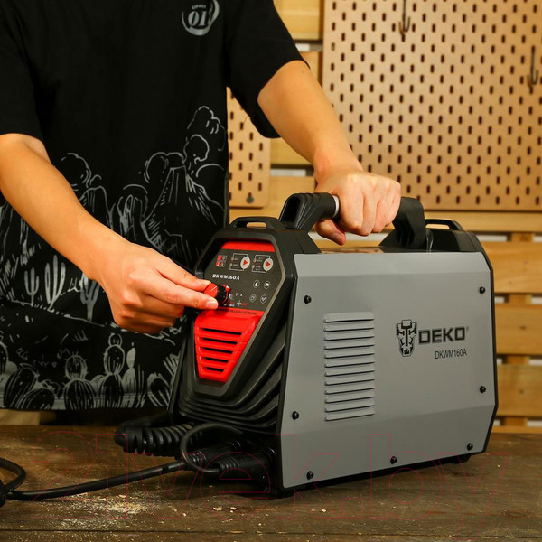 Изображение товара Полуавтомат сварочный Deko DKWM160A / 051-4669