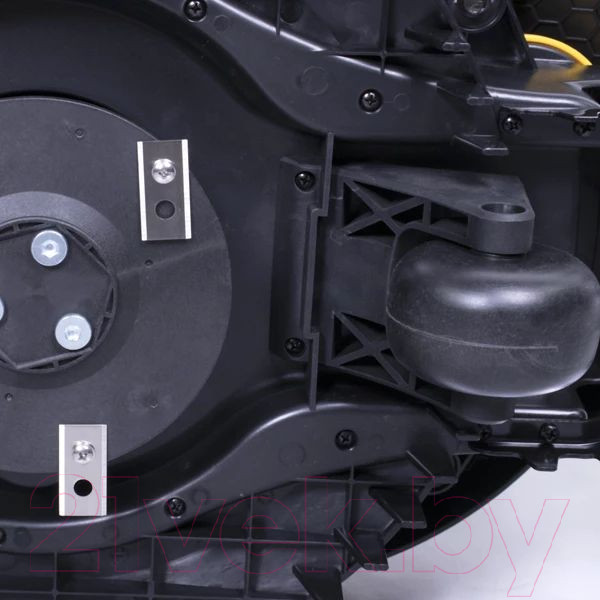 Изображение товара Газонокосилка-робот Champion RMB1828