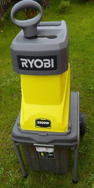 Изображение товара Садовый измельчитель электрический Ryobi RSH2545B (5133002512)