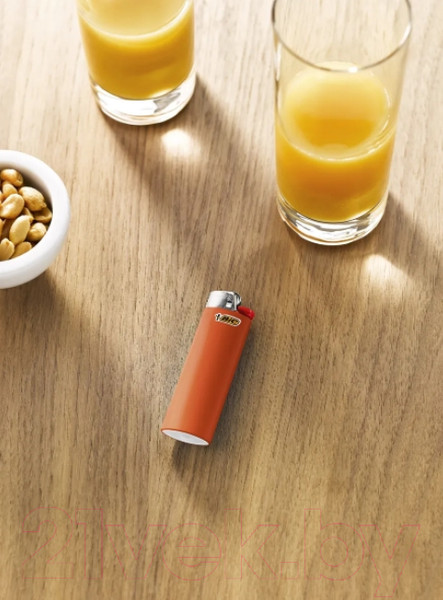 Изображение товара Зажигалка Bic J6 (цветная)