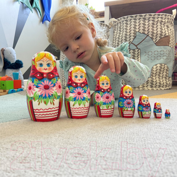 Изображение товара Матрешка сувенирная Брестская Фабрика Сувениров С украшениями из лилий 7004