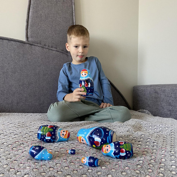 Изображение товара Матрешка сувенирная Брестская Фабрика Сувениров В виде Снегурочек 7115