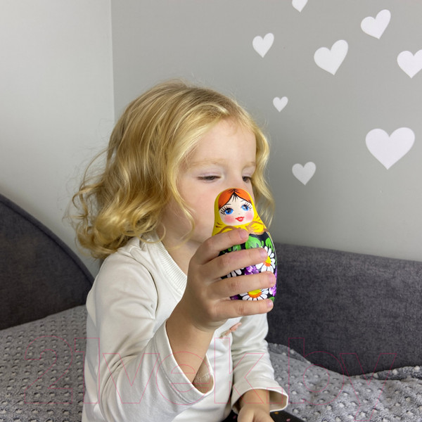 Изображение товара Матрешка сувенирная Брестская Фабрика Сувениров С букетом ромашек и сирени 5021