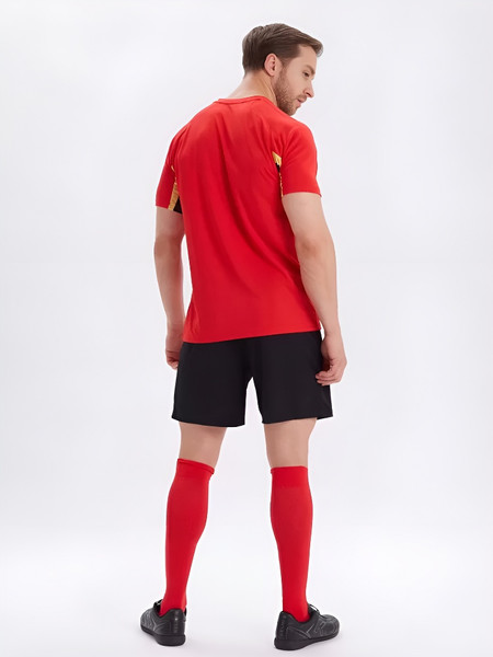 Изображение товара Футбольная форма Kelme Short-Sleeved Football Suit / 8251ZB1002-600 (XL, красный)