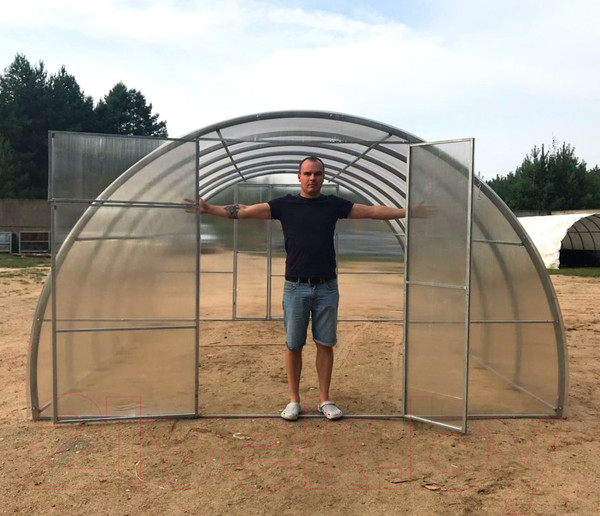 Изображение товара Теплица КомфортПром 3.5x6м(1) / 10014100 (с поликарбонатом)