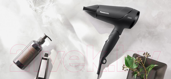 Изображение товара Компактный фен Panasonic EH-ND65-K865