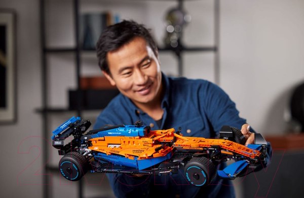 Изображение товара Конструктор Lego Technic Гоночный автомобиль McLaren Formula 1 / 42141