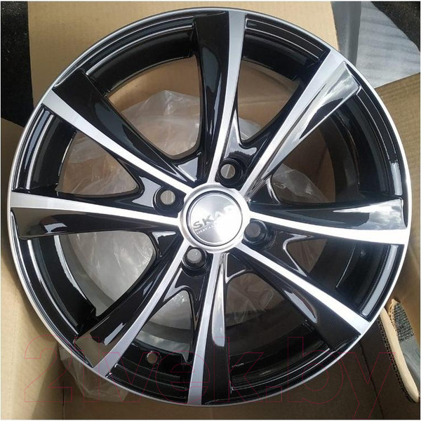 Изображение товара Литой диск SKAD Мальта 15x6" 4x108мм DIA 63.3мм ET 47.5мм Алмаз