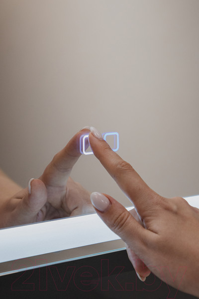 Изображение товара Зеркало Silver Mirrors Мальта RGB 55x80 / LED-00002511