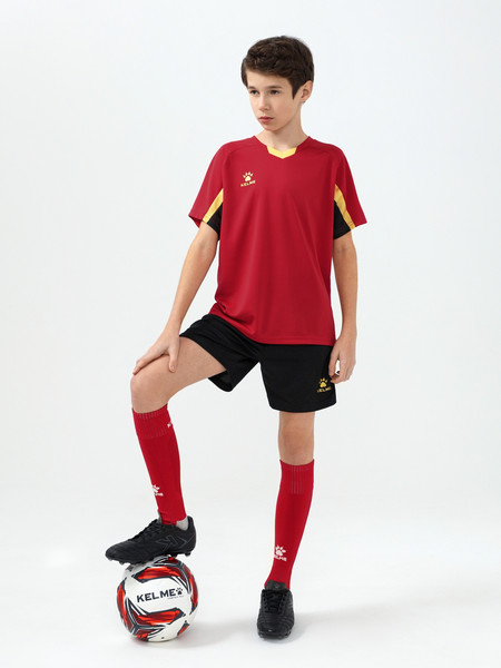 Изображение товара Футбольная форма Kelme Short-Sleeved Football Suit / 8251ZB3002-600 (р.140, красный/черный)