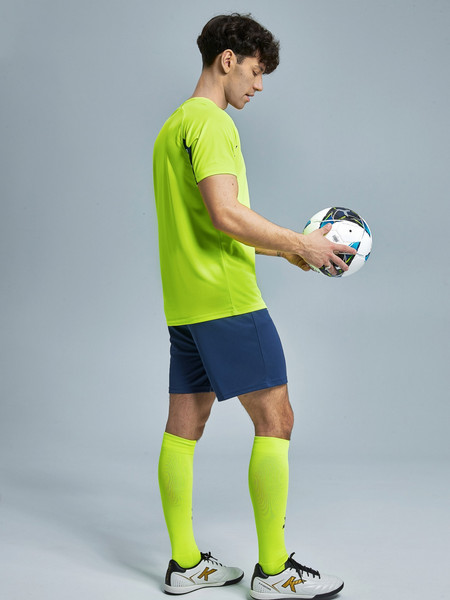 Изображение товара Футбольная форма Kelme Short-Sleeved Football Suit / 8251ZB1002-904 (M, зеленый)