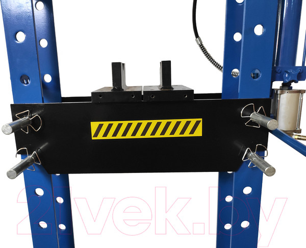 Изображение товара Пресс гидравлический AE&T AE&T T61230A с пневмоприводом (30т)