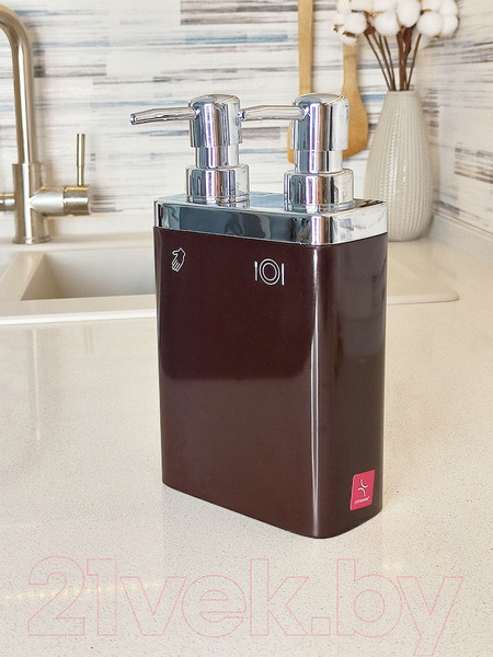 Изображение товара Дозатор моющего средства Primanova M-E11-10 (коричневый)