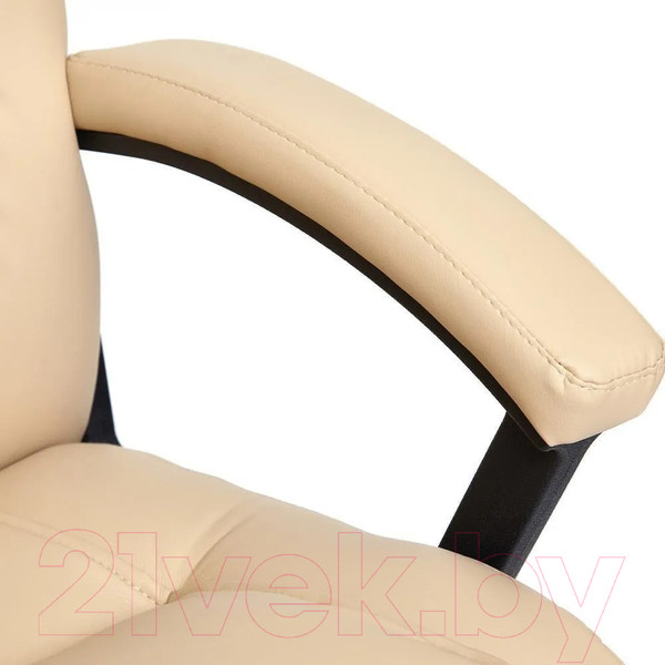 Изображение товара Кресло офисное Tetchair Bergamo хром/кожзам (бежевый)
