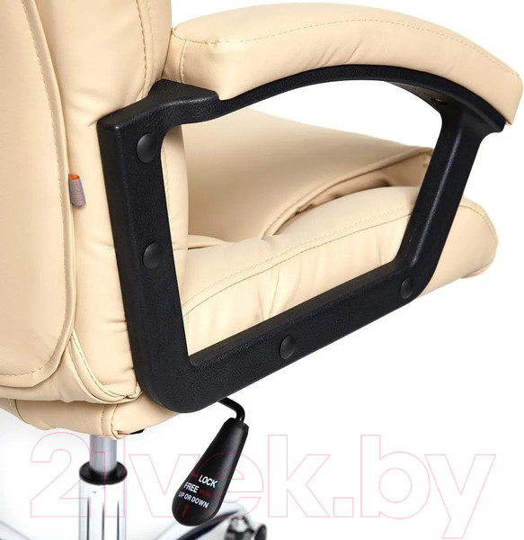 Изображение товара Кресло офисное Tetchair Bergamo хром/кожзам (бежевый)