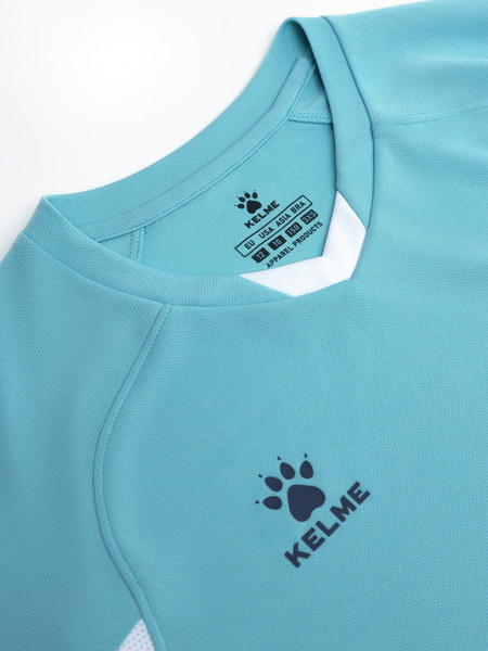 Изображение товара Футбольная форма Kelme Short-Sleeved Football Suit / 8251ZB3002-405 (р.150, голубой/темно-синий)