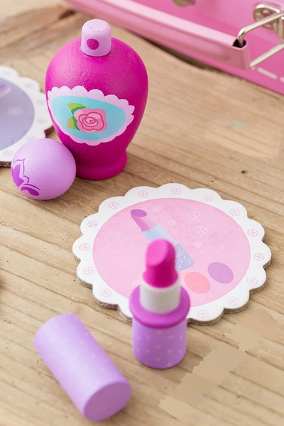 Изображение товара Набор аксессуаров для девочек Djeco Косметика / 06552