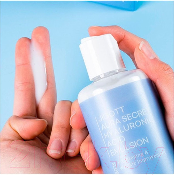 Изображение товара Эмульсия для лица Jigott Aura Secret Hyaluronic Acid Emulsion (300мл)