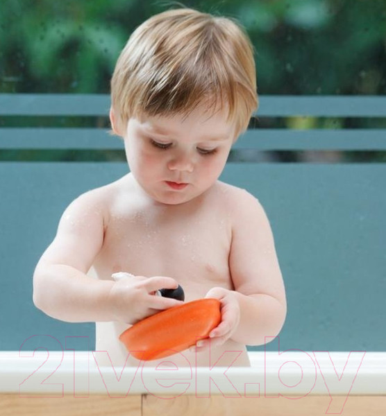 Изображение товара Набор игрушек для ванной Plan Toys Лодка и пингвин / 5711