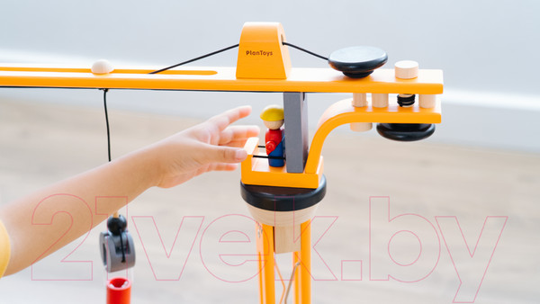 Изображение товара Кран игрушечный Plan Toys Подъемный / 6086