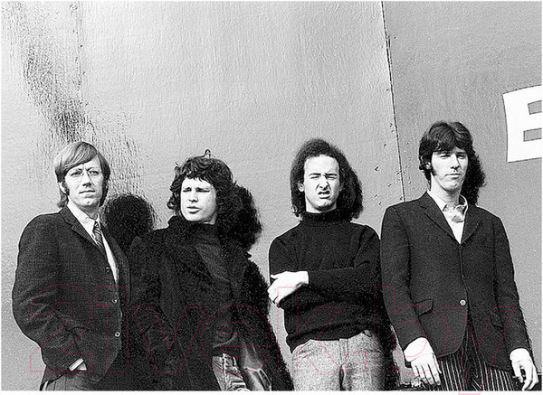 Изображение товара Книга АСТ The Doors. Зажжем эту ночь. Мои воспоминания (Кригер Р.)