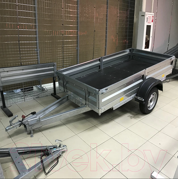 Изображение товара Прицеп для автомобиля Avtos A30P1B (3000x1500x300, R13, ресс. AL-KO, тент 800мм)
