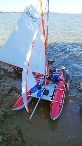 Изображение товара Катамаран Вольный ветер Валдай-4 с парусным вооружением / 19002 (синий)