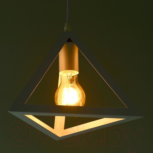 Изображение товара Потолочный светильник BayerLux Пирамида 4511489 (белый)