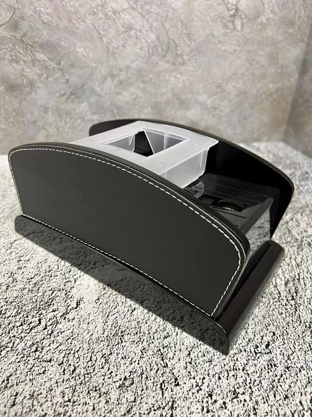 Изображение товара Машинка для перемешивания карт Piatnik Shuffle / standard